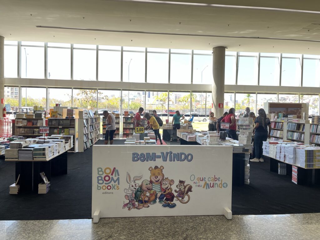 Foto da Feira Maluco por Leitura